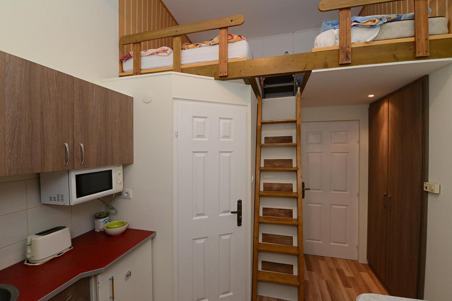 Centrum Apartman Pecs Ngoại thất bức ảnh