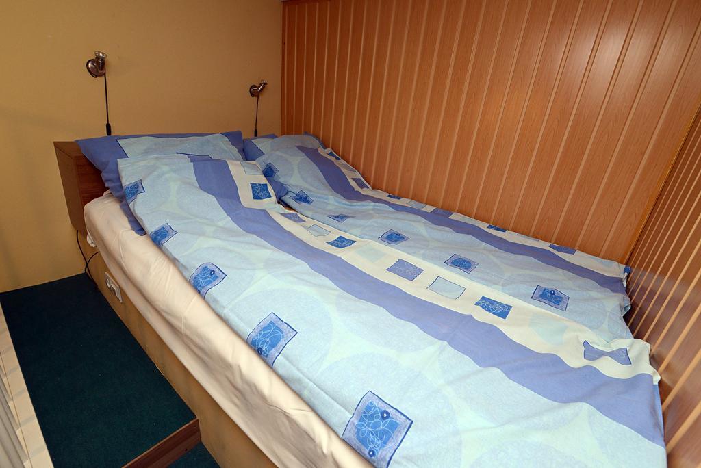 Centrum Apartman Pecs Ngoại thất bức ảnh