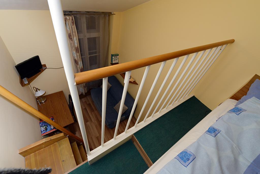 Centrum Apartman Pecs Ngoại thất bức ảnh